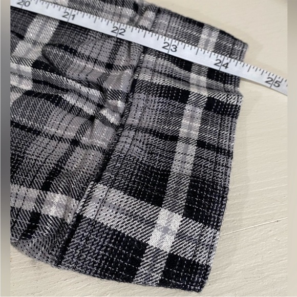 Westport Women's Button Down Shirt - Picture 9 of 11